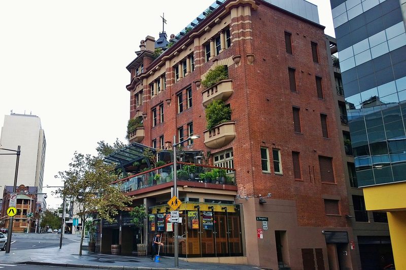 The red-brick Kings Cross Hotel on the corner of William and Darlinghurst Roads