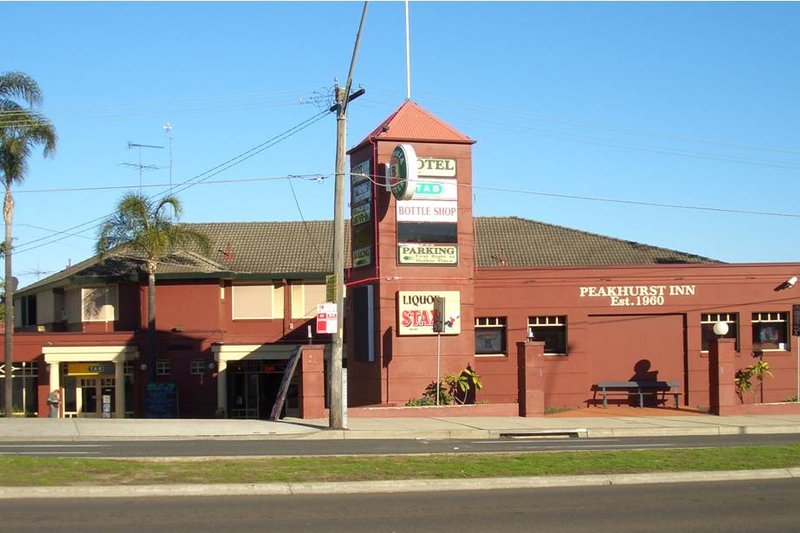 The Peakhurst Inn on Forest Road, Peakhurst