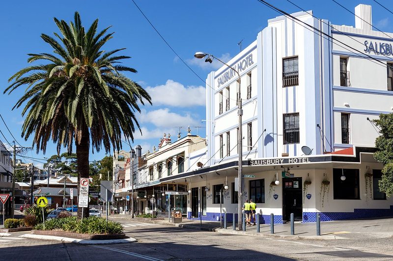 The Salisbury Hotel on the corner of Percival Road and Temple Street, Stanmore