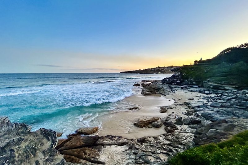 Mackenzies Bay at dusk, between the rock platforms at Tamarama